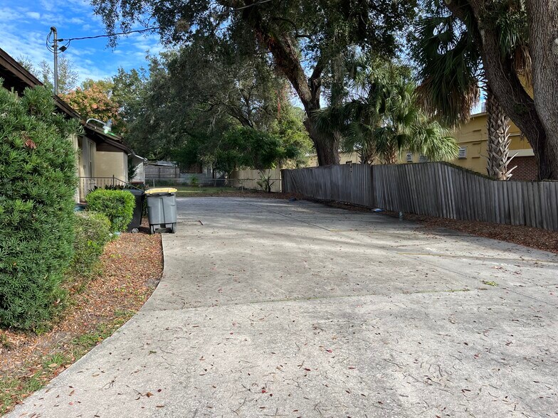 More Photos Of 2601 University Blvd W, Jacksonville Medical For Sale