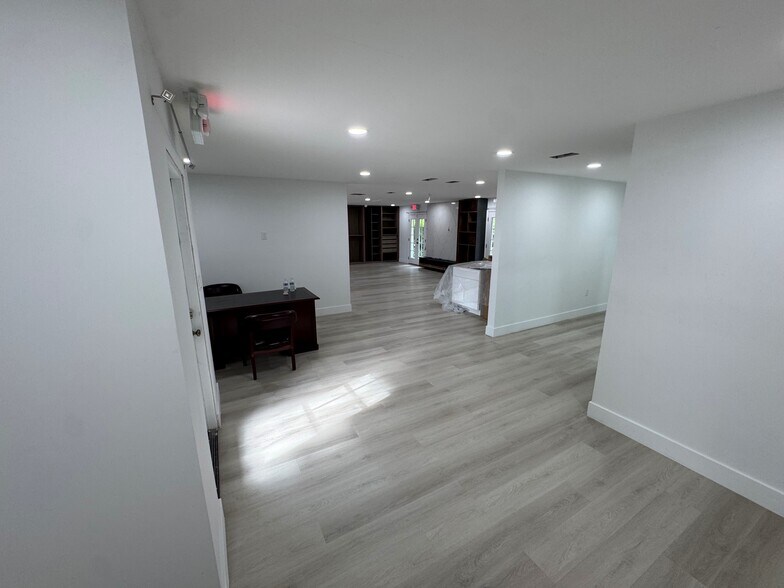 More Photos Of 2150 N Park Ave, Winter Park Office For Lease