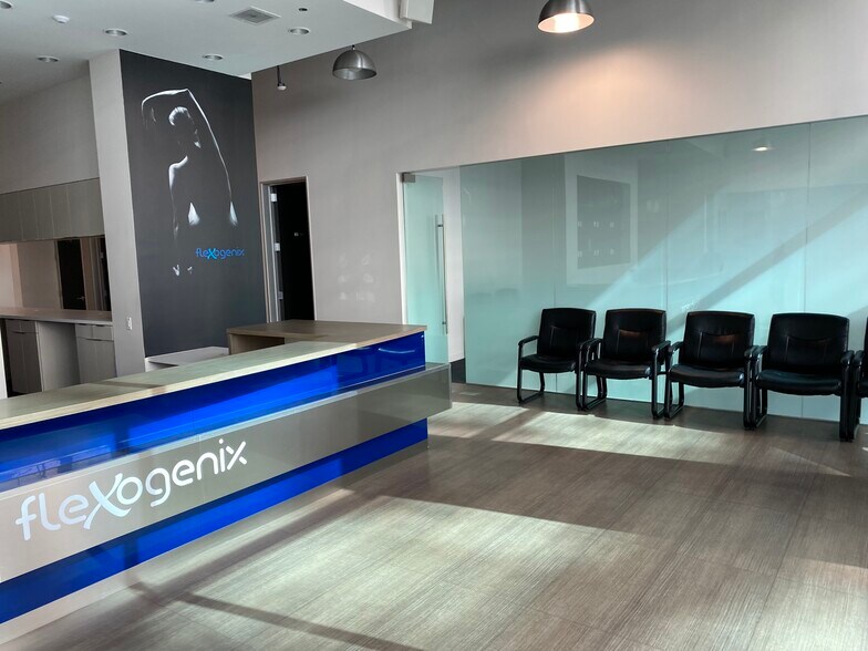 More Photos Of 1000 S Hope St, Los Angeles Apartments For Lease