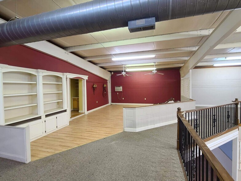 More Photos Of 360 Harold Ingram Hwy, Jefferson Service Station For Sale