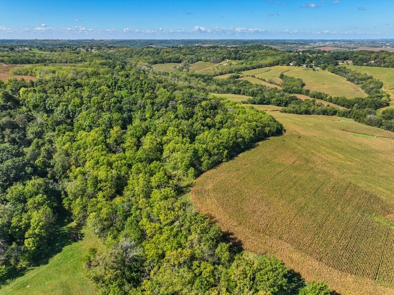 More Photos Of 10496 Ironwood Dr, Dubuque Land For Sale