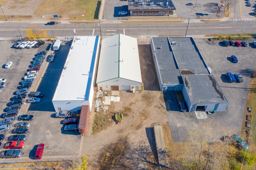 More Photos Of 5213 W Broadway Ave, Minneapolis Auto Dealership For Lease