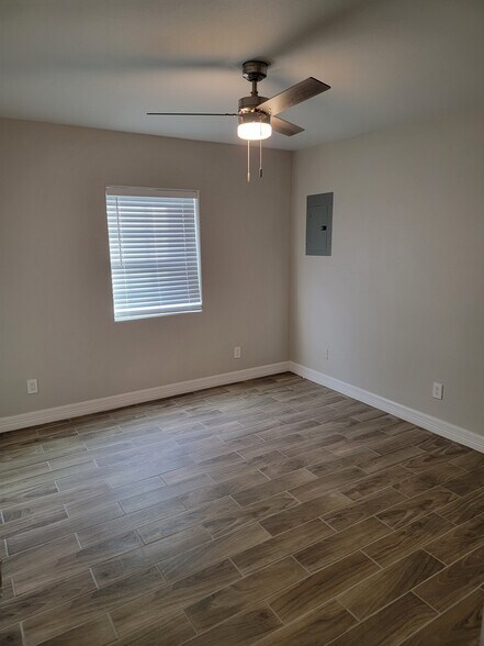 More Photos Of 8205 N La Homa Rd, Mission Apartments For Sale