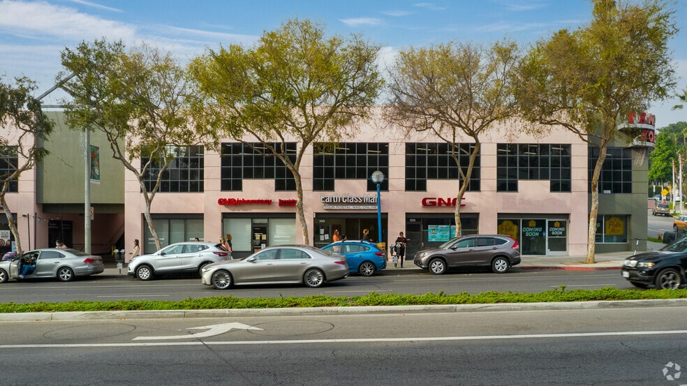 More Photos Of 8601-8621 Santa Monica Blvd, West Hollywood Restaurant For Lease