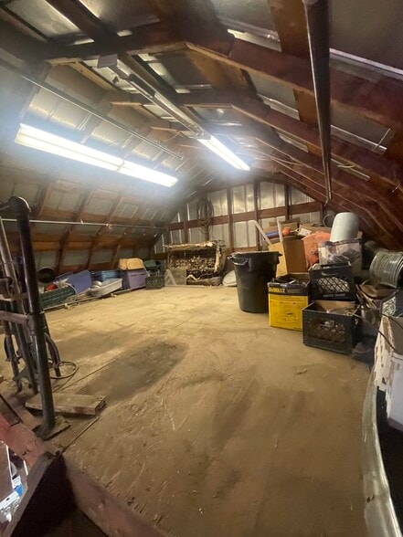 More Photos Of 639 5th St, Woodland Warehouse For Sale