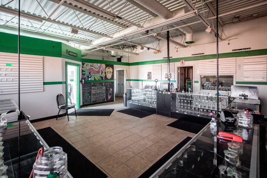 More Photos Of 201 W 8 Mile Rd, Detroit Freestanding For Sale