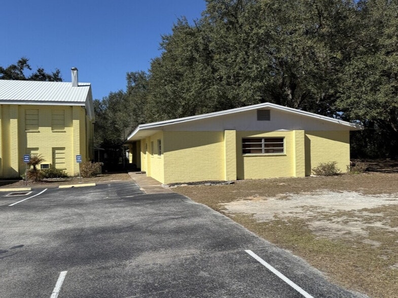 More Photos Of 2508 Westside Dr, Leesburg Religious Facility For Sale