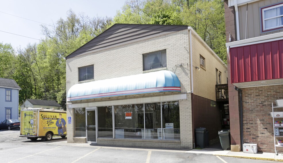 More Photos Of 101 Mcgovern Blvd, Crescent Storefront Retail Residential For Sale
