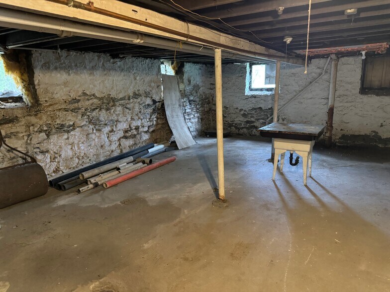 More Photos Of , Pittsburgh Multifamily For Sale