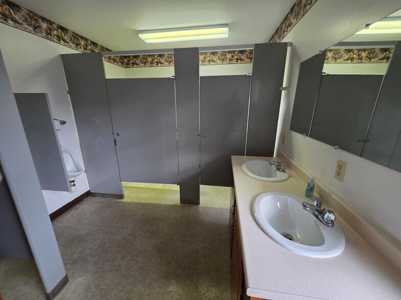 More Photos Of 94 Race Course Rd, Bucksport Religious Facility For Sale