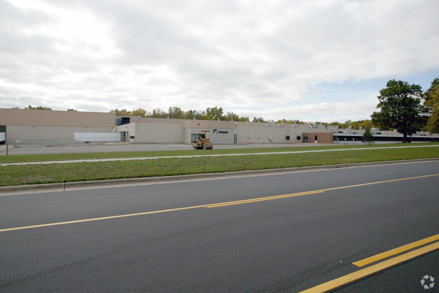 More Photos Of 2950 Prairie St SW, Grandville Manufacturing For Sale