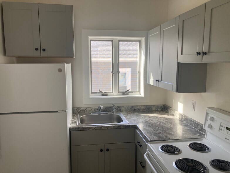 More Photos Of 26 Elmwood Ave, Philmont Apartments For Sale