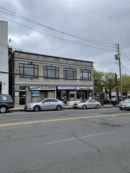 Primary Photo Of 123-129 Halstead Ave, Mamaroneck Storefront Retail Office For Lease