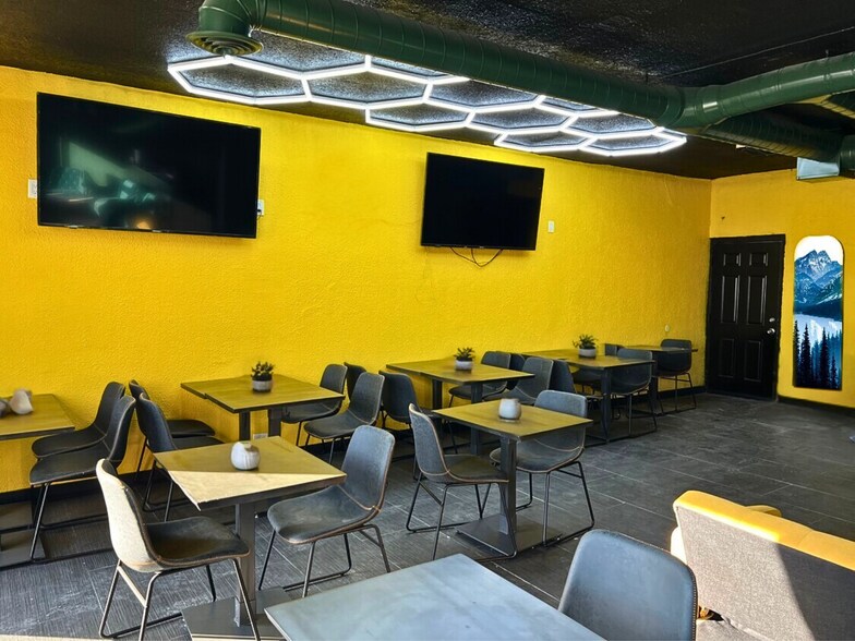 More Photos Of 2837 S Broadway, Englewood Storefront For Lease