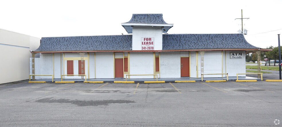 More Photos Of 111 Wright Ave, Gretna Bar For Lease