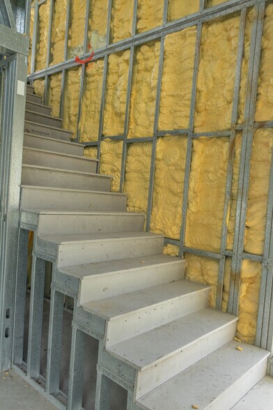 More Photos Of 907 Person St, Kissimmee Medical For Sale