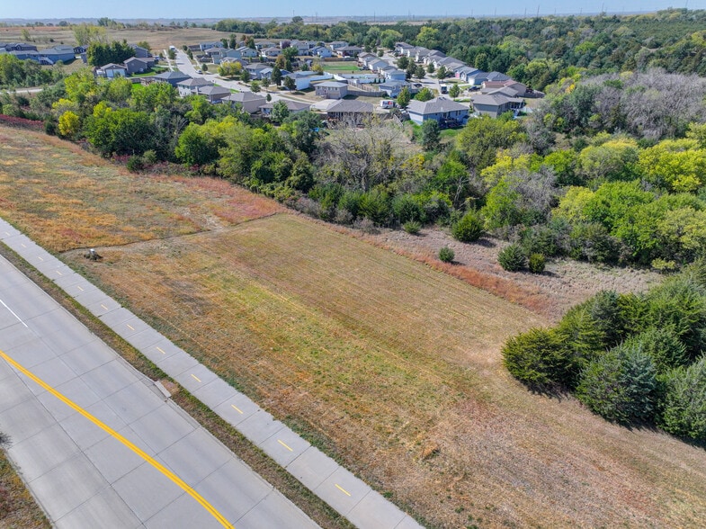 More Photos Of 2813 56th Street, Lincoln Land For Sale