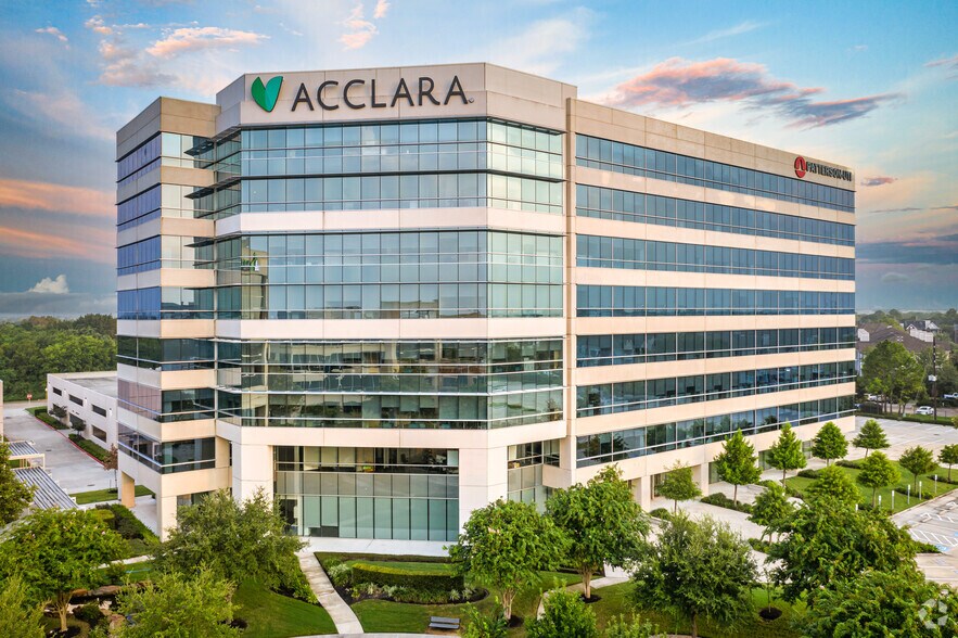 More Photos Of 10603 W Sam Houston Pky N, Houston Unknown For Lease