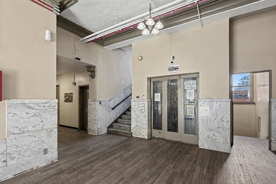 More Photos Of 106 N 10th St, Fort Dodge Apartments For Sale