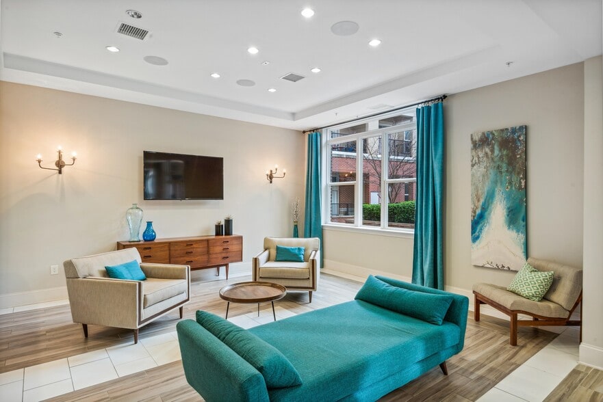 More Photos Of 9336 Kings Parade Blvd, Charlotte Apartments For Lease