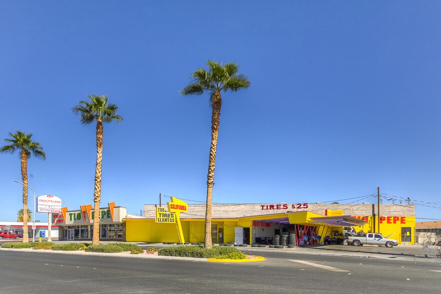 More Photos Of 2101 Fremont St, Las Vegas Warehouse For Lease