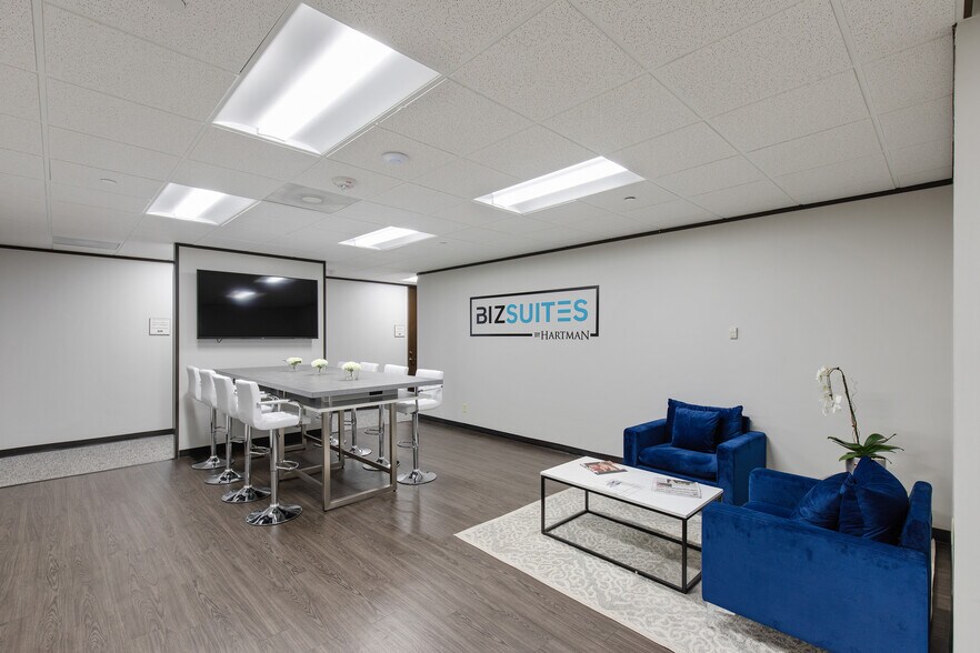 More Photos Of 8620 N New Braunfels Ave, San Antonio Unknown For Lease