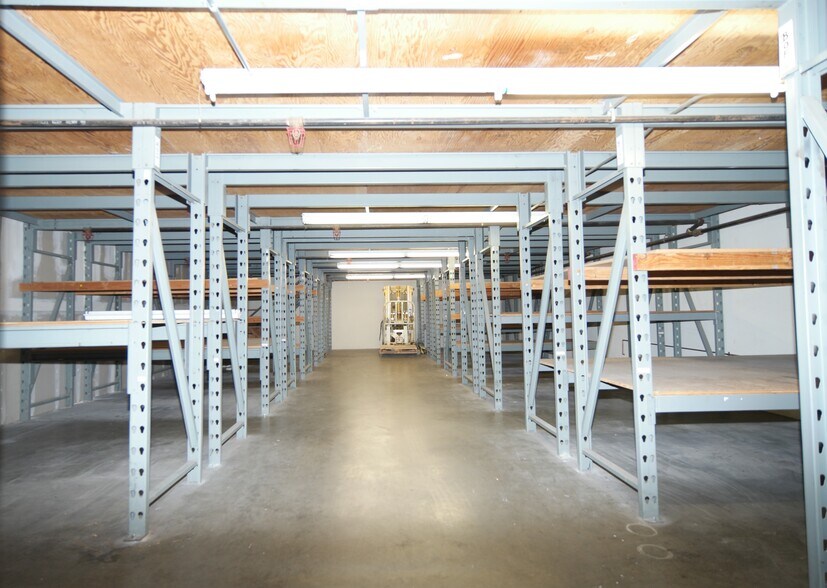 More Photos Of 4125 Market St, Ventura Light Manufacturing For Sale
