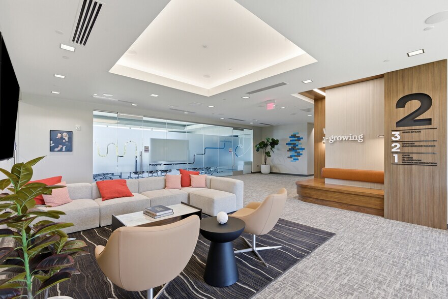 More Photos Of 1021 Grace Ln, Southlake Office For Sale