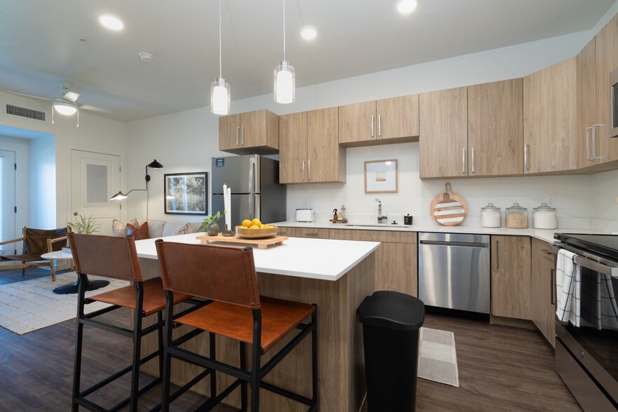 More Photos Of 3040 S South Fork Blvd, Idaho Falls Apartments For Sale