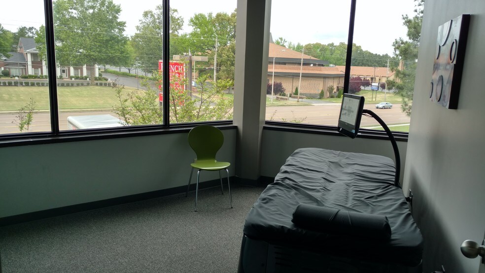 More Photos Of 3634 Austin Peay Hwy, Memphis Medical For Sale