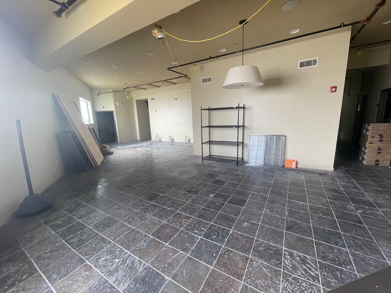 More Photos Of 24-26 Elliot St, Newton Freestanding For Lease