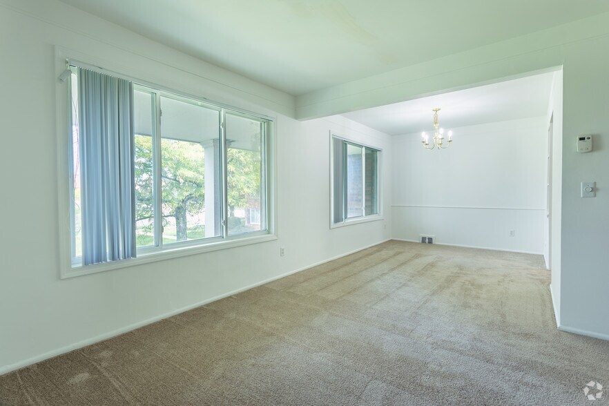 More Photos Of 20600 Balfour St, Harper Woods Apartments For Sale