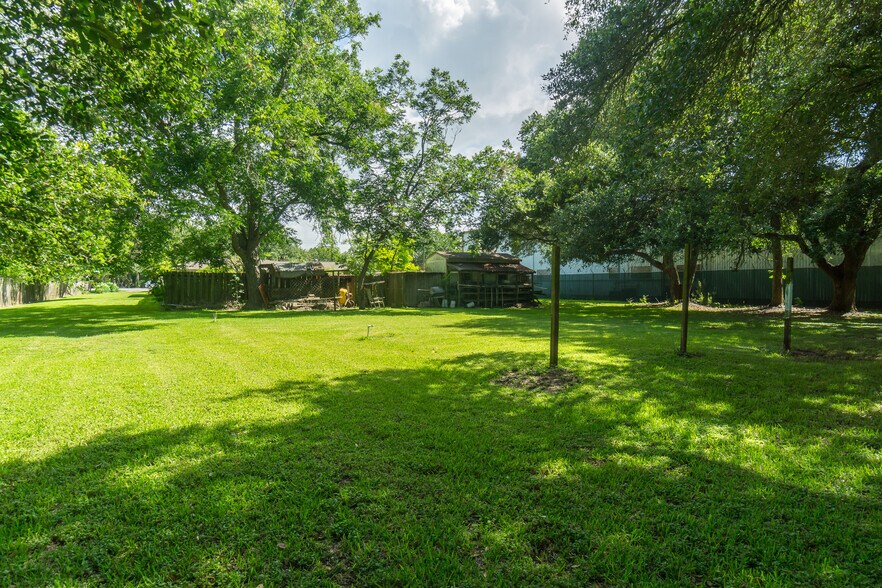 More Photos Of 5910 Broadway st, Pearland Land For Sale