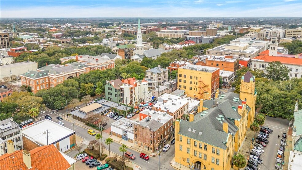 More Photos Of 25 E York St, Savannah Storefront Retail Office For Sale