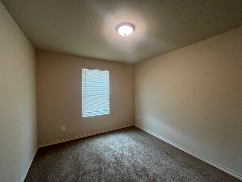 More Photos Of 6306 Luglio Ln, San Antonio Apartments For Sale