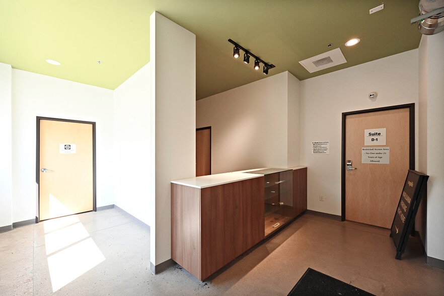 More Photos Of 5739 Bueno Dr, Fort Collins Manufacturing For Lease