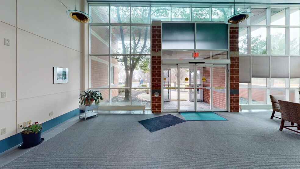 More Photos Of 47 Commerce Dr, Cranbury Light Distribution For Sale