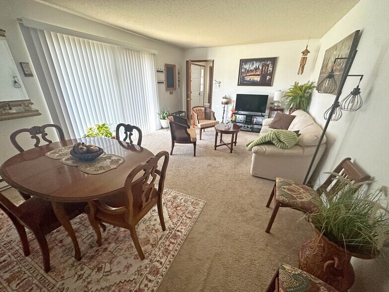 More Photos Of 150 Meadows Rd N, Bourbonnais Apartments For Sale