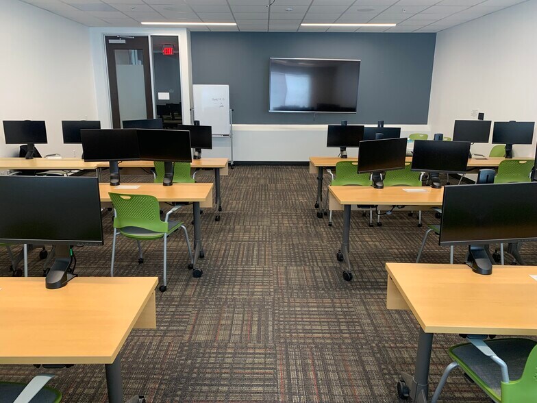 More Photos Of 7310 N Eldridge Pky, Houston Office For Lease