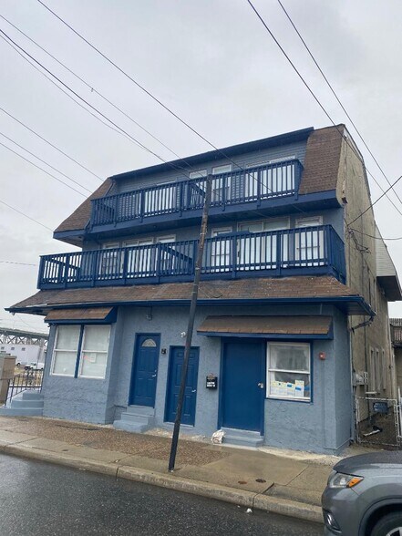 Primary Photo Of 240-242 N Broadway, Gloucester City Warehouse For Sale