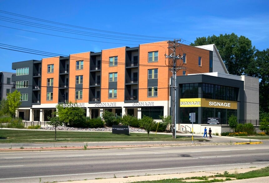 Primary Photo Of 5273 University Ave, Madison Apartments For Lease