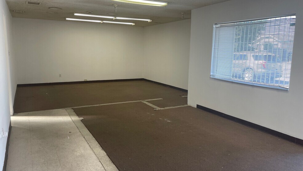 More Photos Of 2110 Edwards Ave, South El Monte Warehouse For Sale