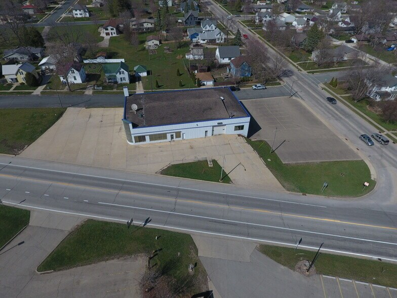 More Photos Of Highway 16/63, Spring Valley Auto Dealership For Sale