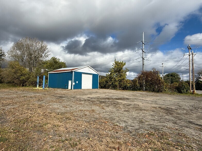 More Photos Of 95 W Main St, Owego Warehouse For Sale