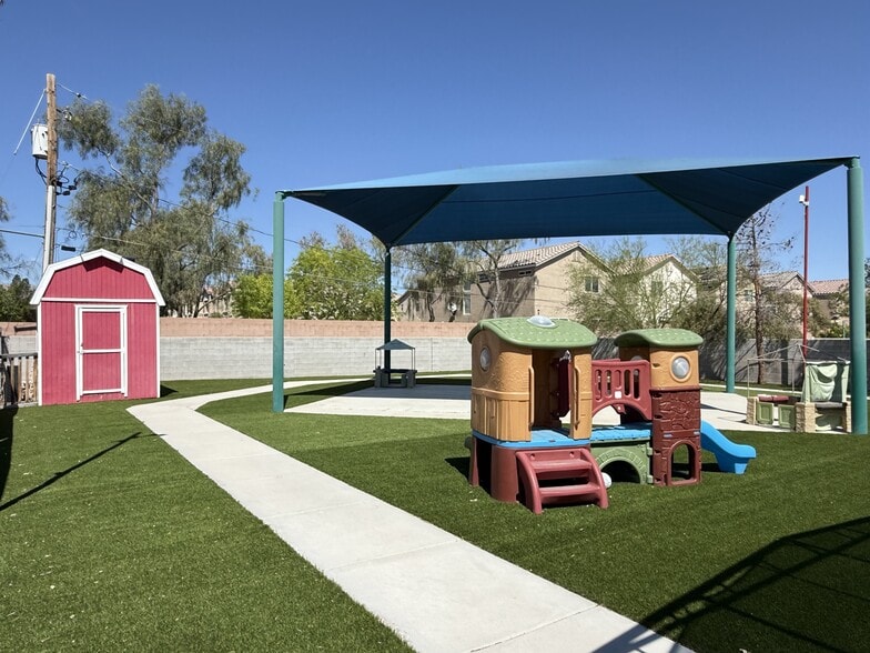 More Photos Of 5695 N Rainbow Blvd, Las Vegas Daycare Center For Lease