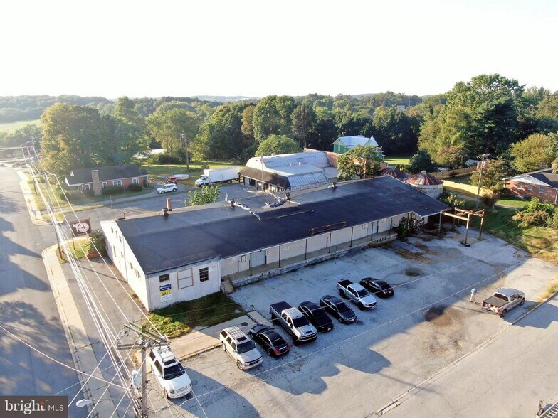 More Photos Of 101 Center St, Mount Airy Warehouse For Sale