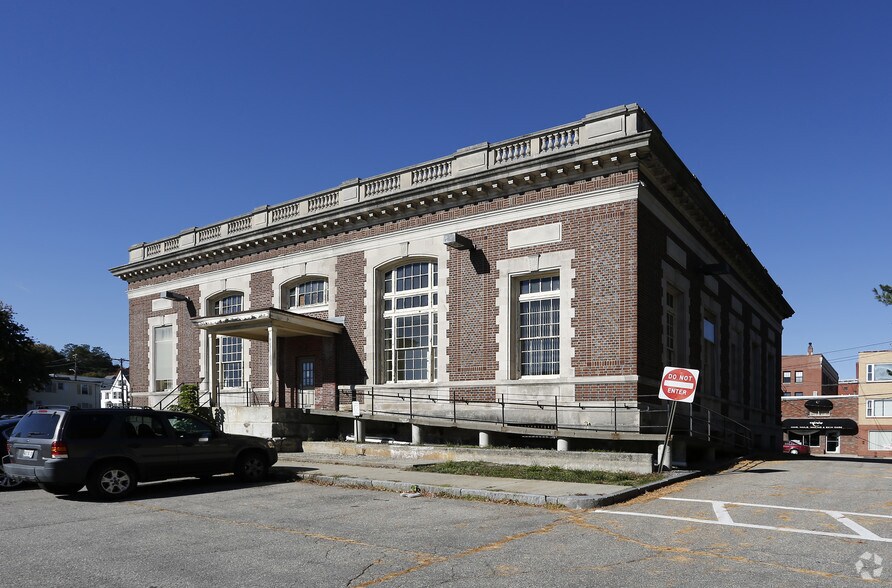 More Photos Of 27 Washington St, Biddeford Office For Lease