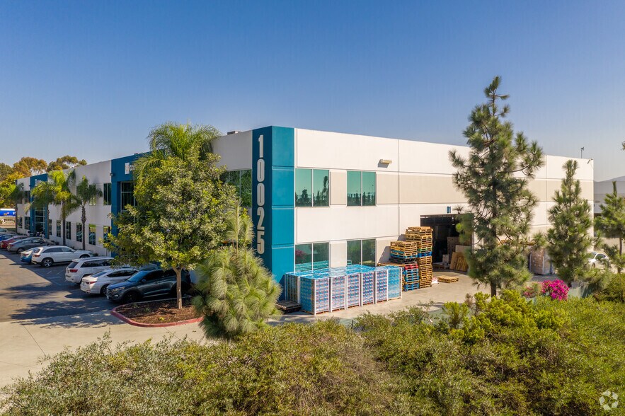 More Photos Of 2340 Enrico Fermi Dr, San Diego Unknown For Lease