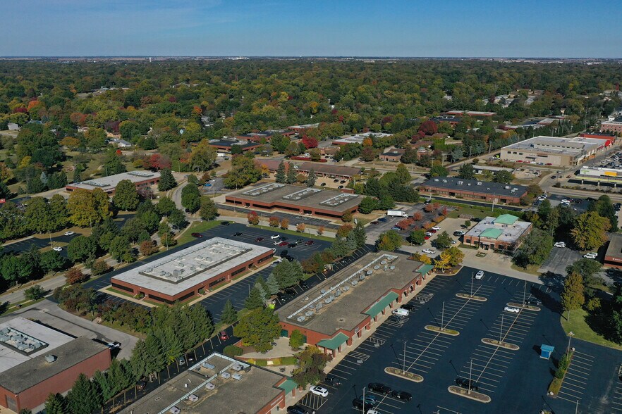 More Photos Of 2110 Fox Dr, Champaign Office For Sale