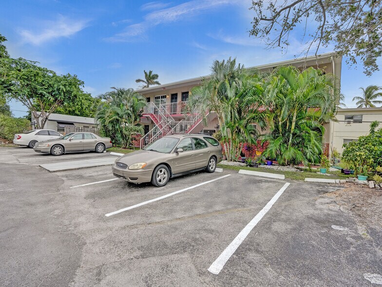 More Photos Of 1211 NE 23rd Ave, Pompano Beach Apartments For Sale